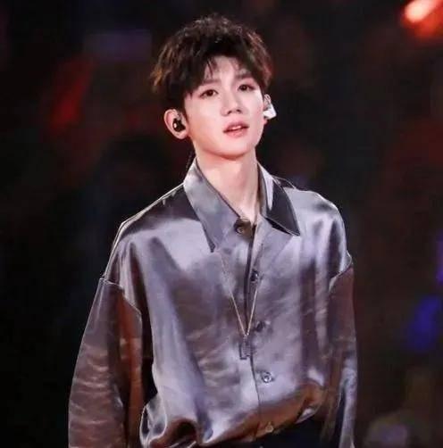 李宏毅圈内人爆料了吗,独家揭秘娱乐圈幕后真相